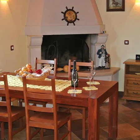Ancora Apartment *